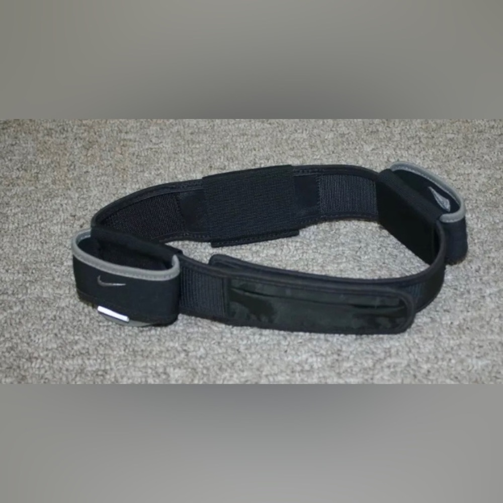 Nike Gray Running Walking Three Holder Belt Waistpack Size 32L x 2W
